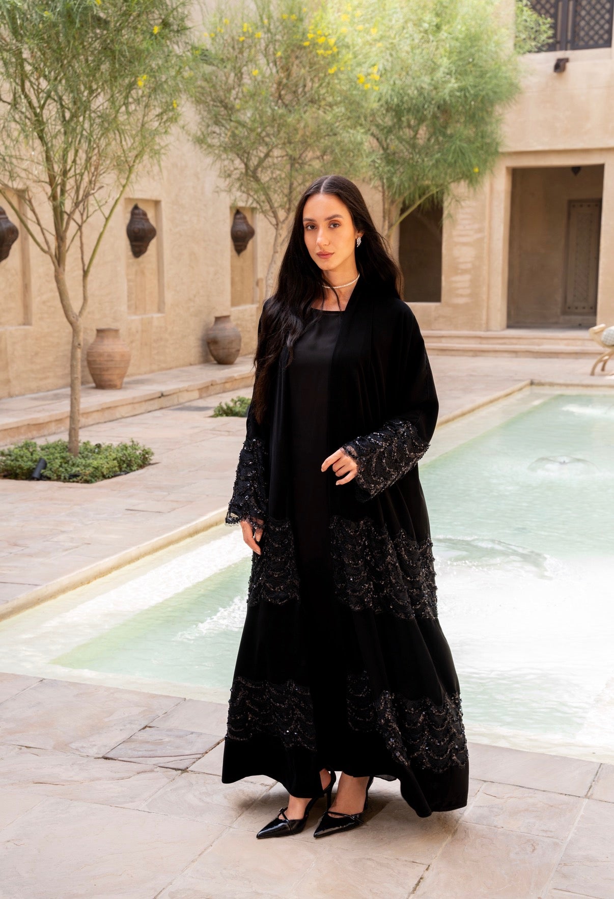 Noir Cascade Abaya